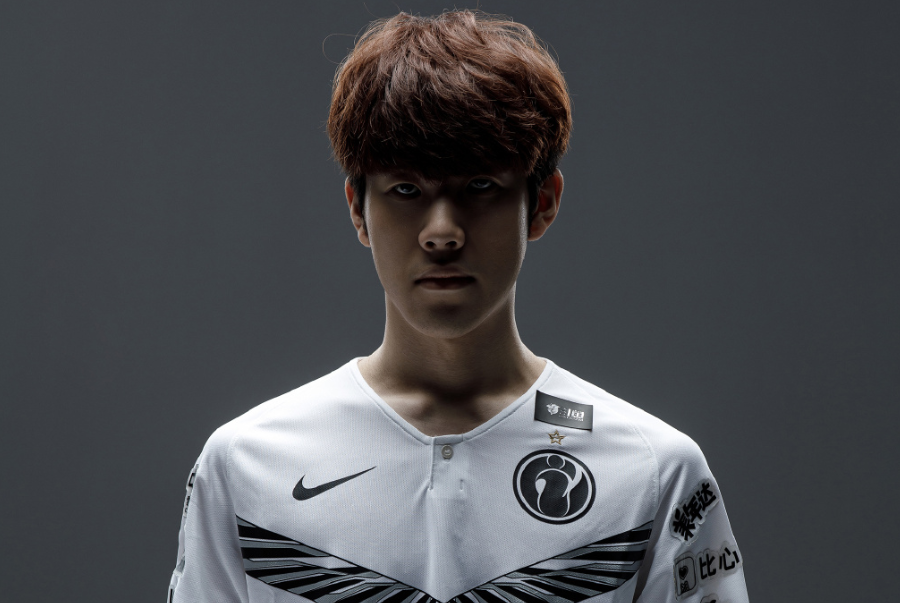 吾胃竞巅峰！2024英雄联盟解说主持杯主题曲——《解说家》