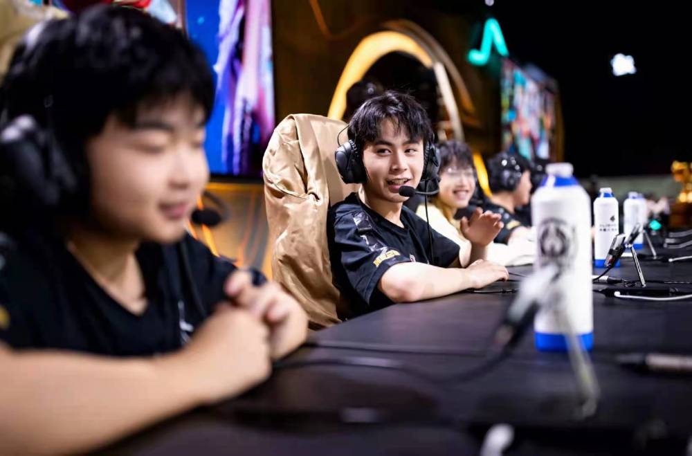 体育博彩信息幻觉：数据越多，判断未必更准。（体育博彩数据迷思：信息越多，判断不一定更准）